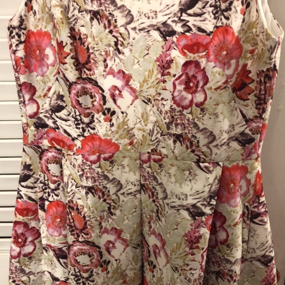 Spring Dress. Size 12. - Picture 2 of 4